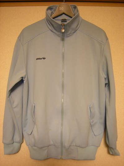 adidas青.jpg